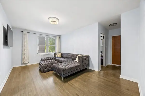 394 Avenue S #2F, Brooklyn, NY 11223
