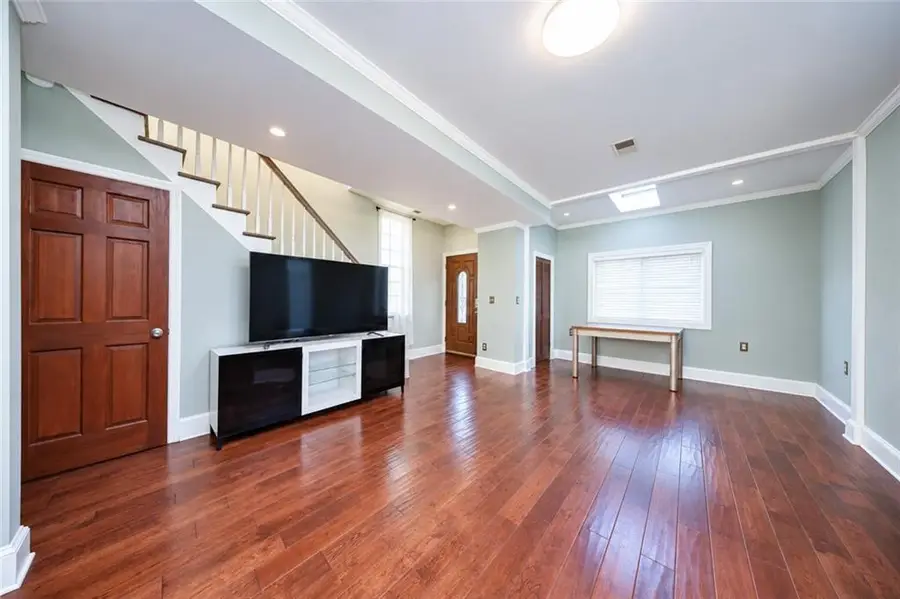 331 Mosel Avenue, Staten Island, NY 10304 - #3