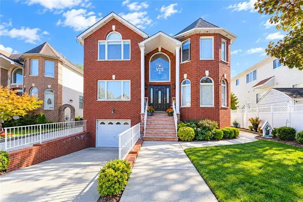 214 Mason Boulevard, Staten  Island, NY 10309