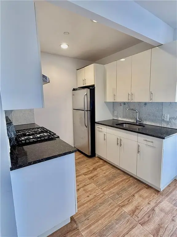 818 60th Street #6B, Brooklyn, NY 11220 - #3