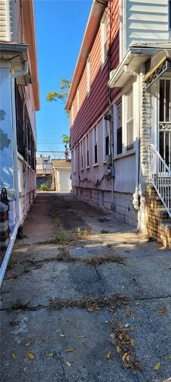 858 East 51st Street, Brooklyn, NY 11203 - #3