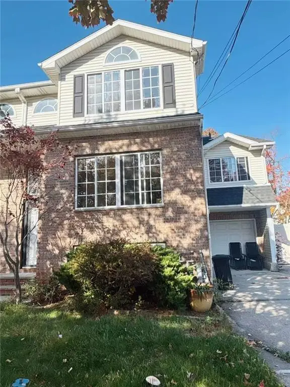 45 Sharrotts Road, Staten  Island, NY 10309