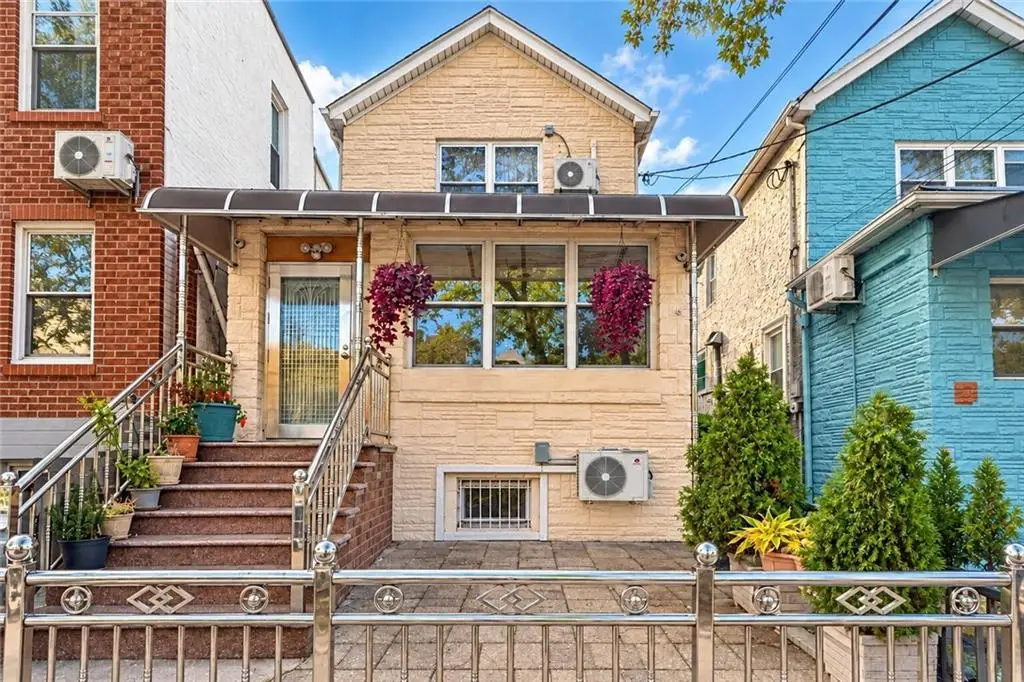 30 Bay 40th Street, Brooklyn, NY 11214 - #1