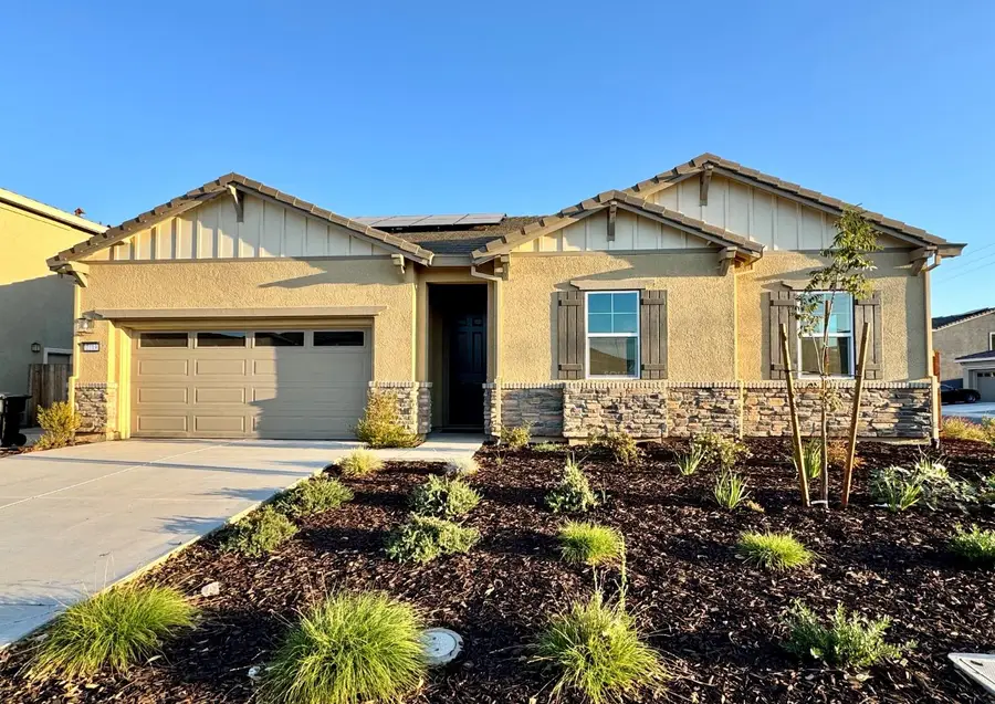 2119 Geneva Way, Manteca, CA 95337 - Image #2