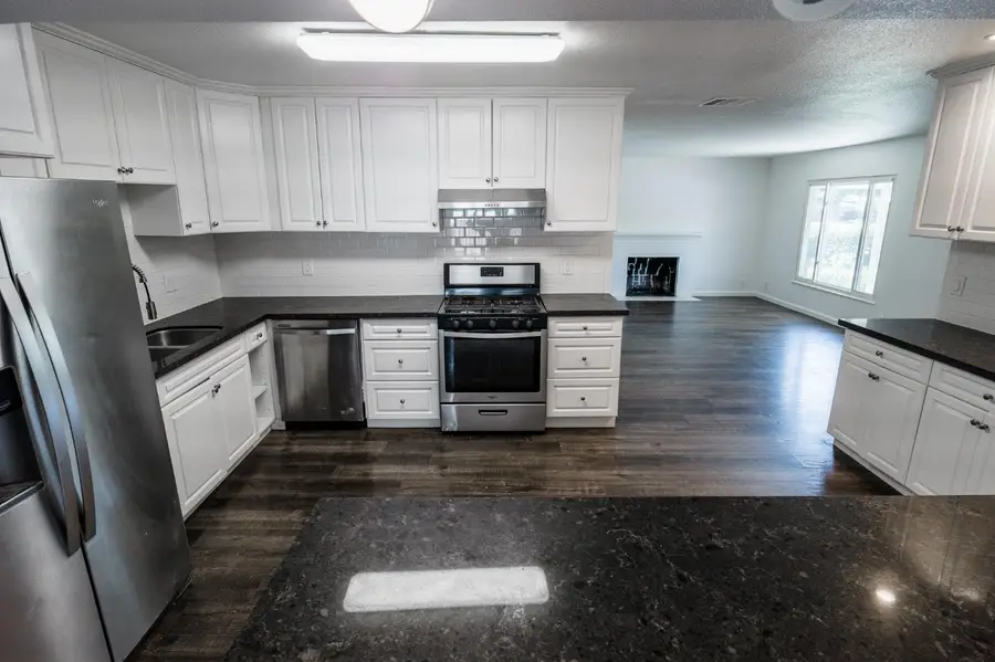 2316 W Sonoma Avenue, Stockton, CA 95204 - Image #2