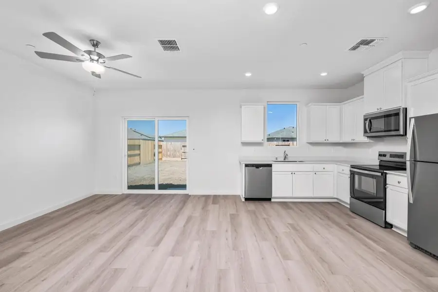 3072 Aerosmith Way, Stockton, CA 95212 - Image #3