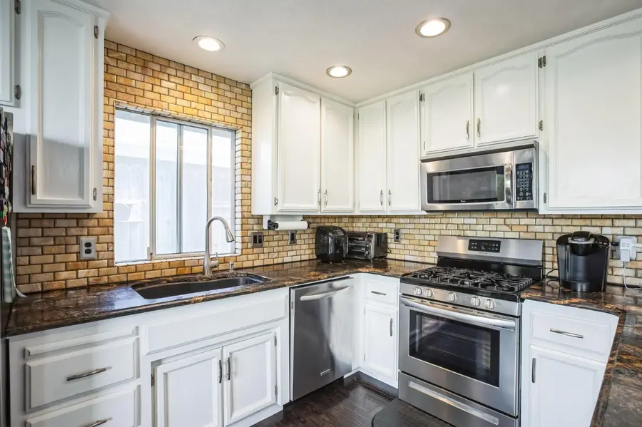 6705 Palmtree Court, Fair Oaks, CA 95628 - Image #3