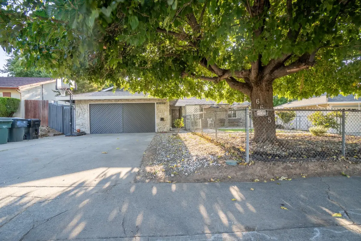 6605 Whitsett Drive, North Highlands, CA 95660 - #1