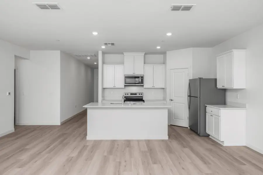 4996 E Horner Avenue, Stockton, CA 95215 - Image #2