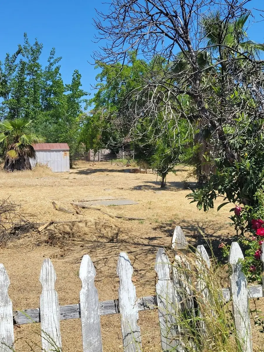 4451 Feather River Boulevard, Olivehurst, CA 95961 - Image #2