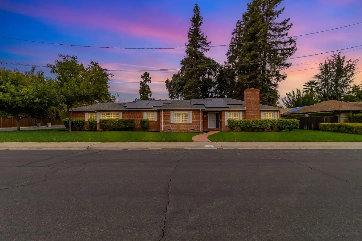 205 Bartlett Avenue, Woodland, CA 95695 - Image #1