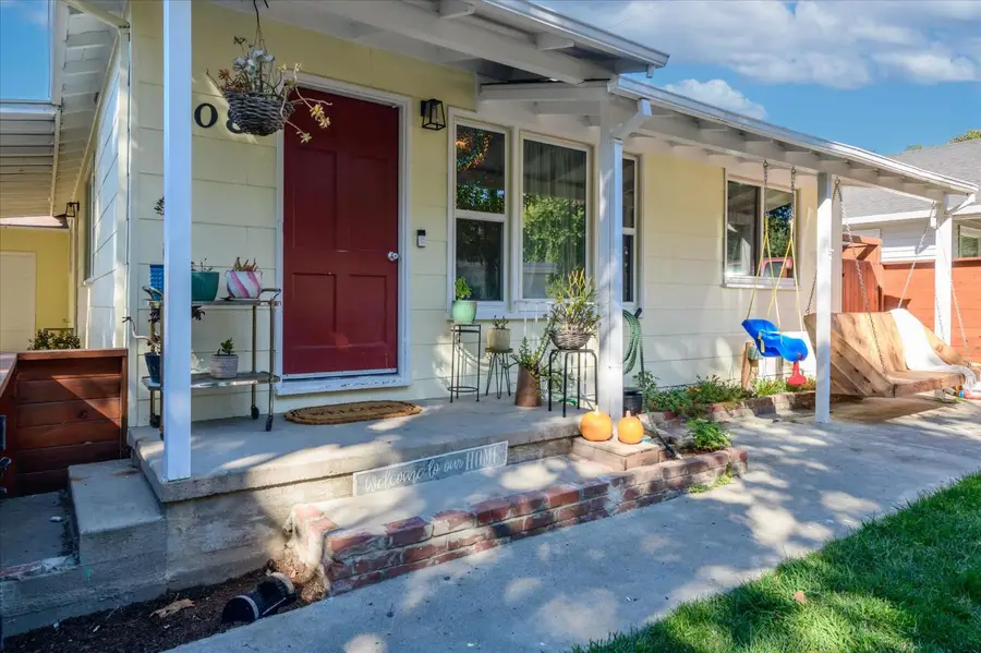 108 Delta Avenue, Isleton, CA 95641 - Image #2