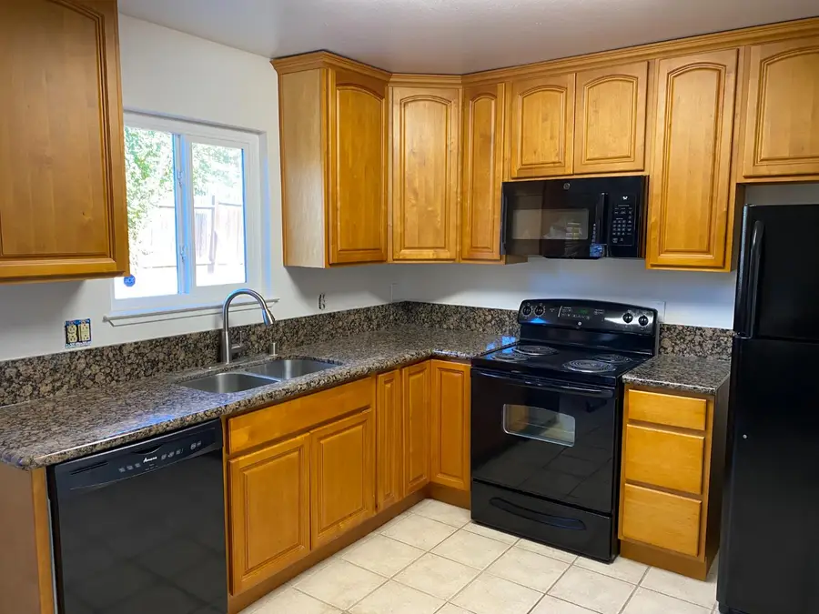 6856 Blue Duck Way, Sacramento, CA 95842 - Image #3