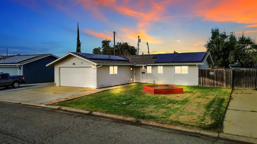 908 Hollingsworth Court, Lincoln, CA 95648 - Image #2