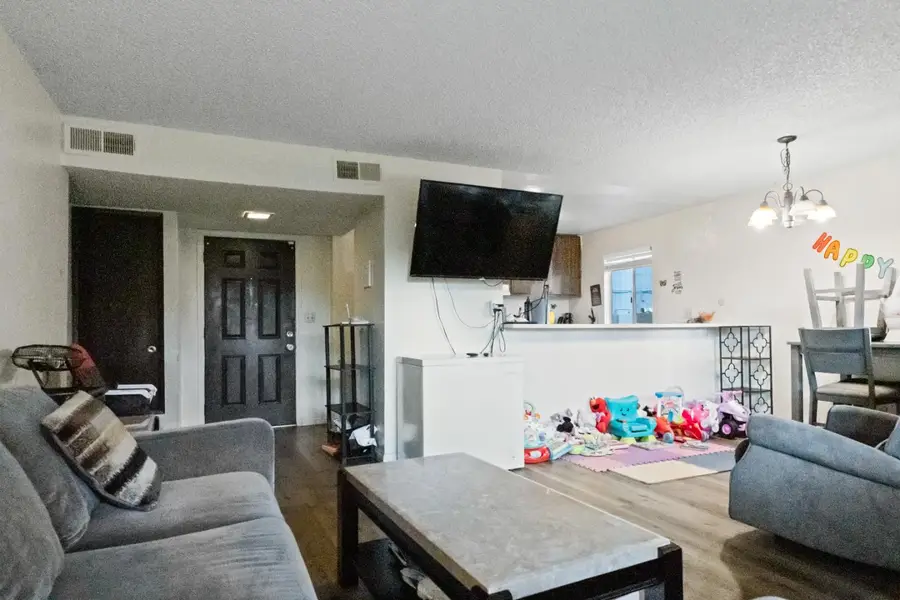 3591 Quail Lakes Drive #195, Stockton, CA 95207 - Image #2