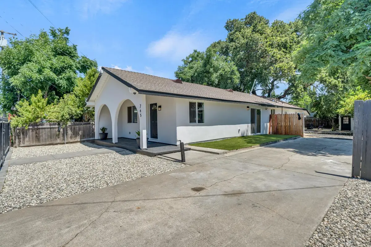 745 N Hobson Avenue, West Sacramento, CA 95605 - Image #1