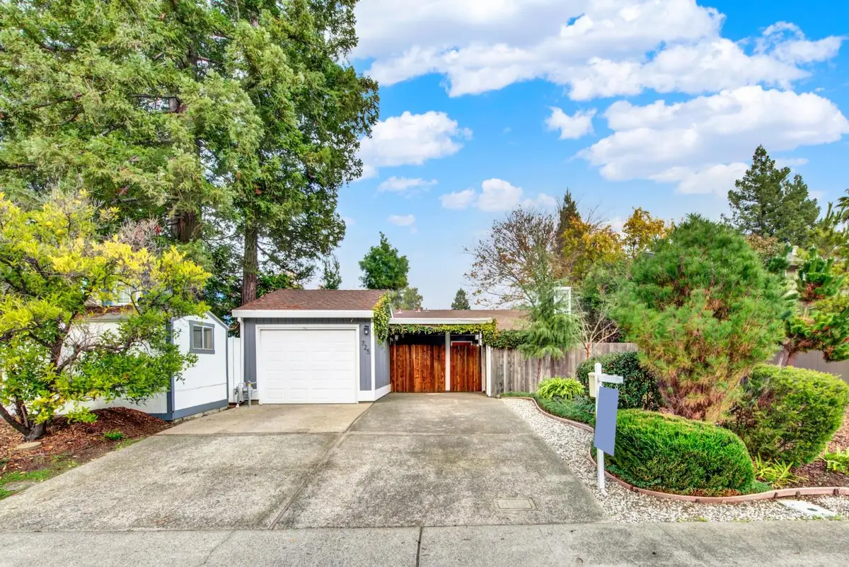 725 Pamplona Avenue, Davis, CA 95616 - #1