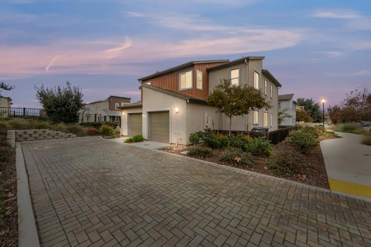 3205 Albany Terrace, Davis, CA 95618 - Image #1