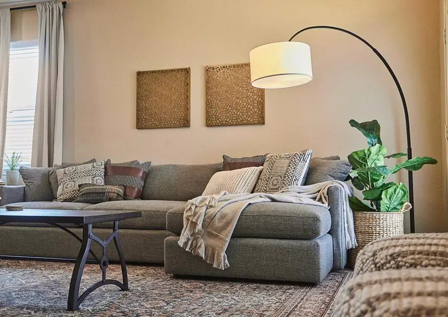 2204 Woods Drive, Linda, CA 95901 - Image #2