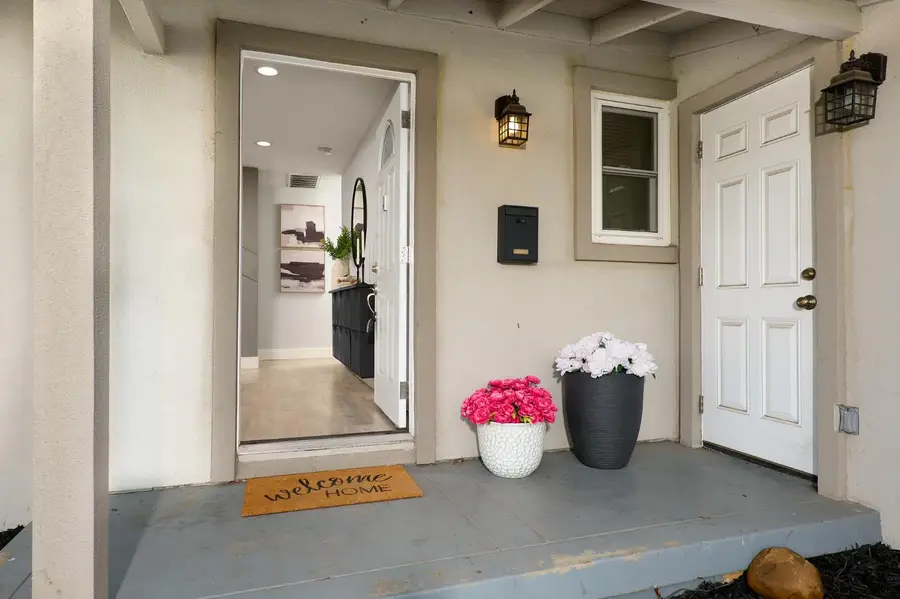 3025 Margate Way, Rancho Cordova, CA 95670 - Image #2