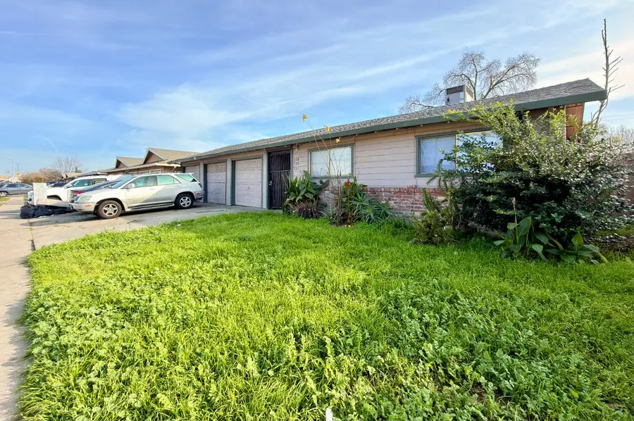 728 E Swain Road, Stockton, CA 95207 - #2