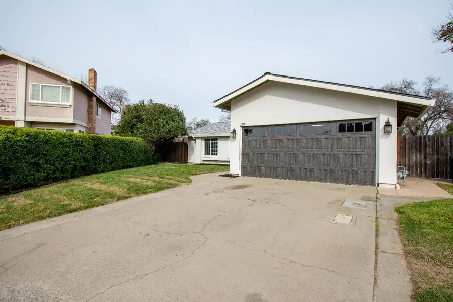 7217 Springleaf Court, Citrus Heights, CA 95621 - #2