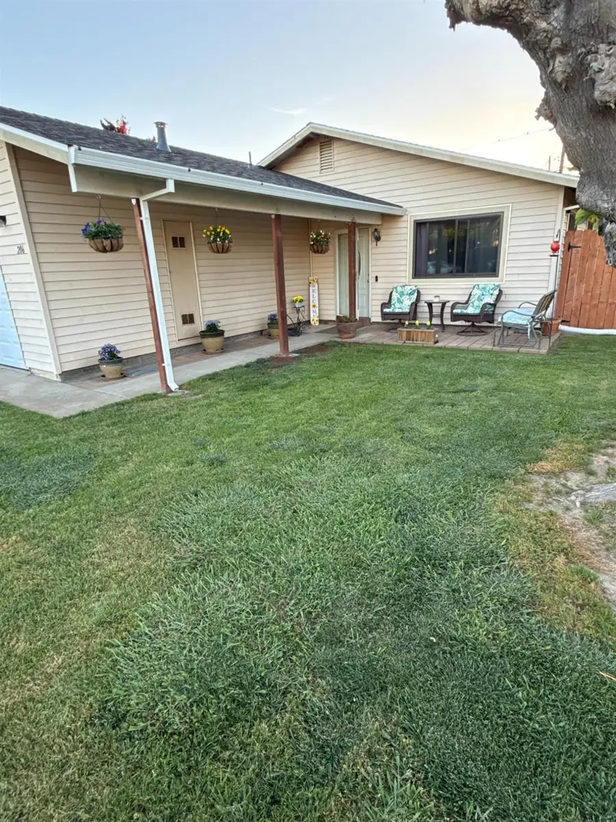 206 Miner Court, Isleton, CA 95641 - #3