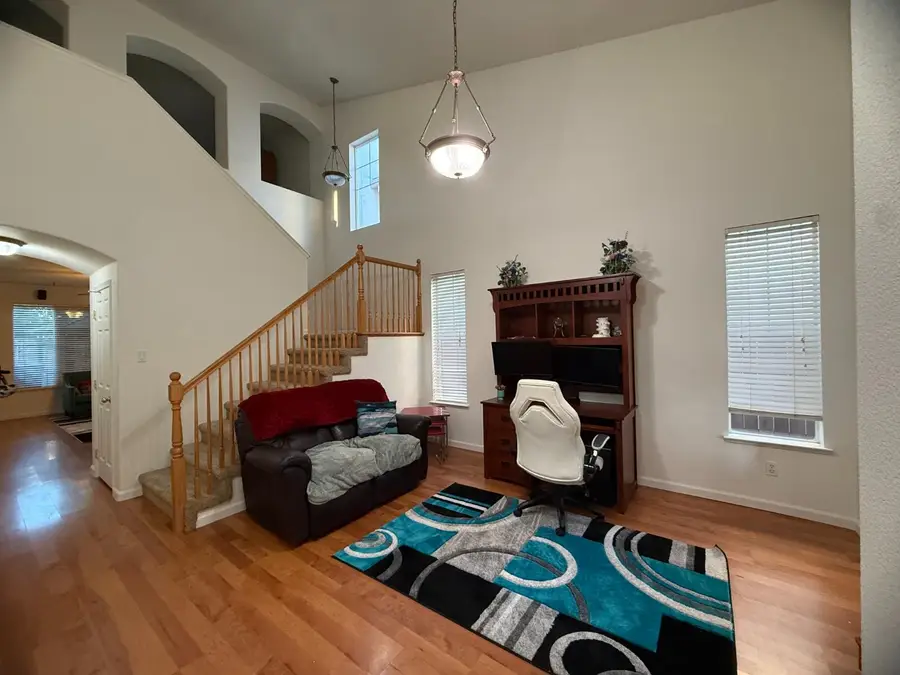 2160 Mabry Drive, Sacramento, CA 95835 - #2