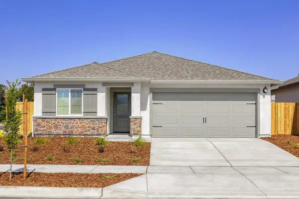 2215 Woods Drive, Linda, CA 95901