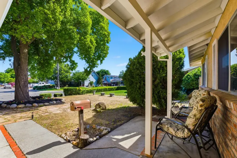 281 Chestnut Street, Woodland, CA 95695 - #3