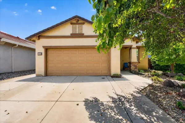 9536 N Cedar Point Way, Sacramento, CA 95829