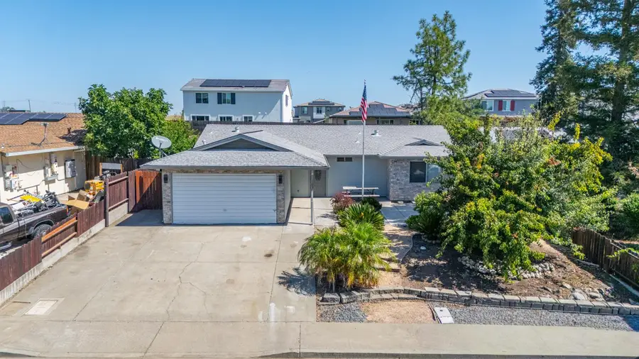1039 Roosevelt Avenue, Winters, CA 95694 - #2