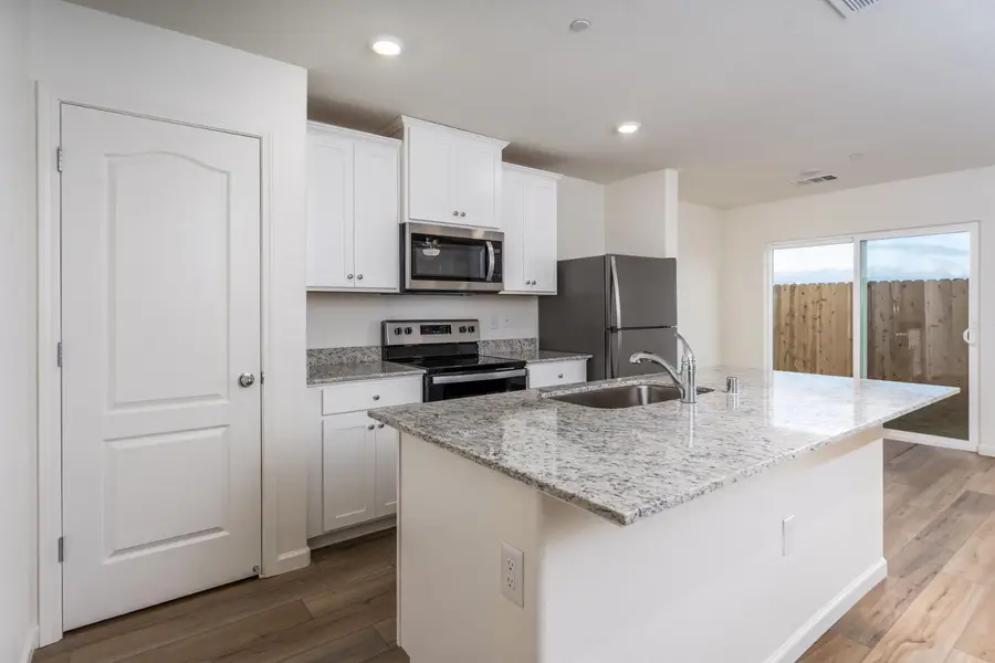1075 Aiden Drive, Newman, CA 95360 - #3