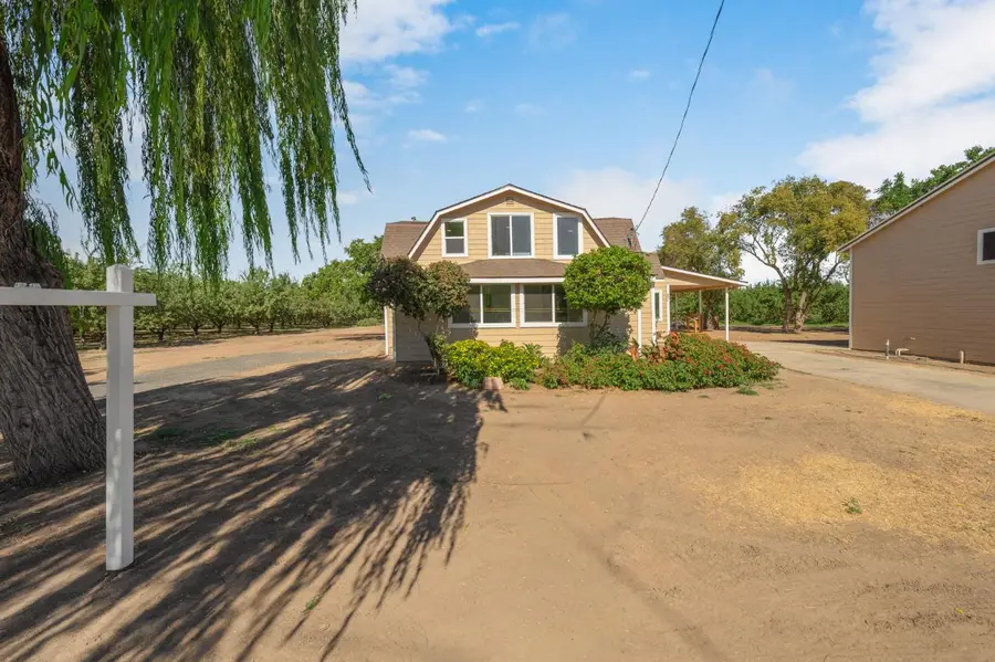 401 N Indiana Avenue, Modesto, CA 95357 - #2