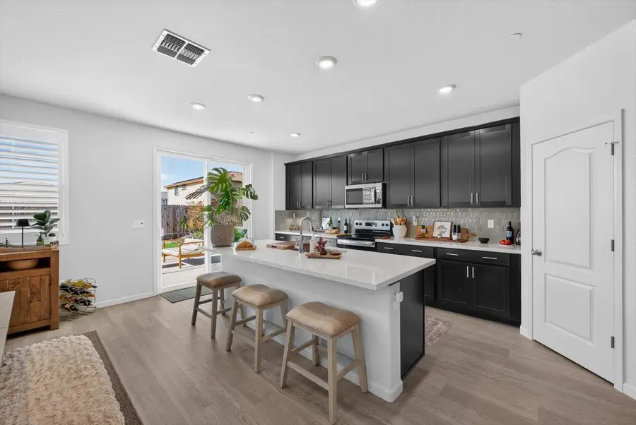 981 Carbahal Street, Winters, CA 95694 - #3