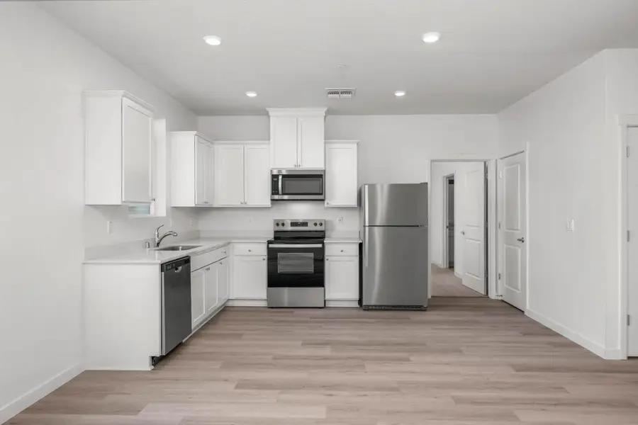 892 S Rossi Avenue, Stockton, CA 95215 - #2