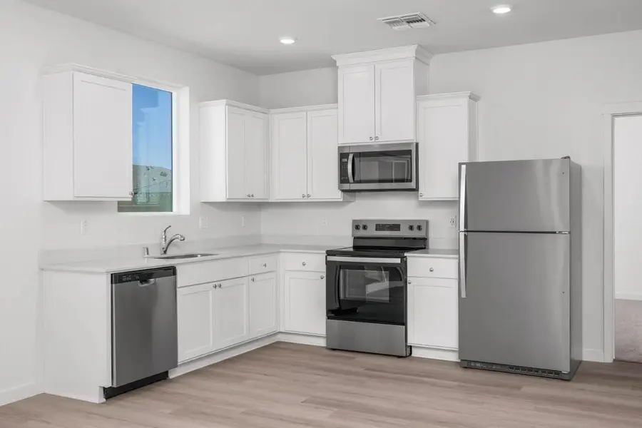 892 S Rossi Avenue, Stockton, CA 95215 - #3