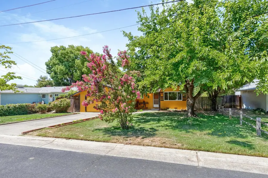 3536 Day Avenue, Loomis, CA 95650 - #2