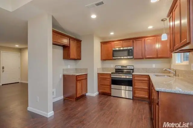7522 Bowen Circle, Sacramento, CA 95822 - #2