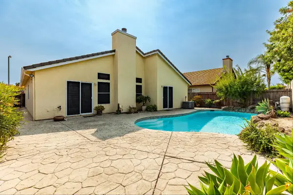 934 Norman Drive, Manteca, CA 95336
