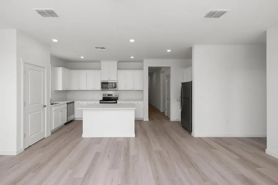 620 Darlington Way, Patterson, CA 95363 - #3