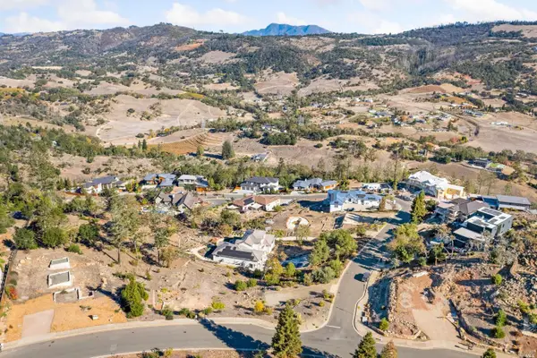 3931 Shelter Glen Way, Santa Rosa, CA 95404