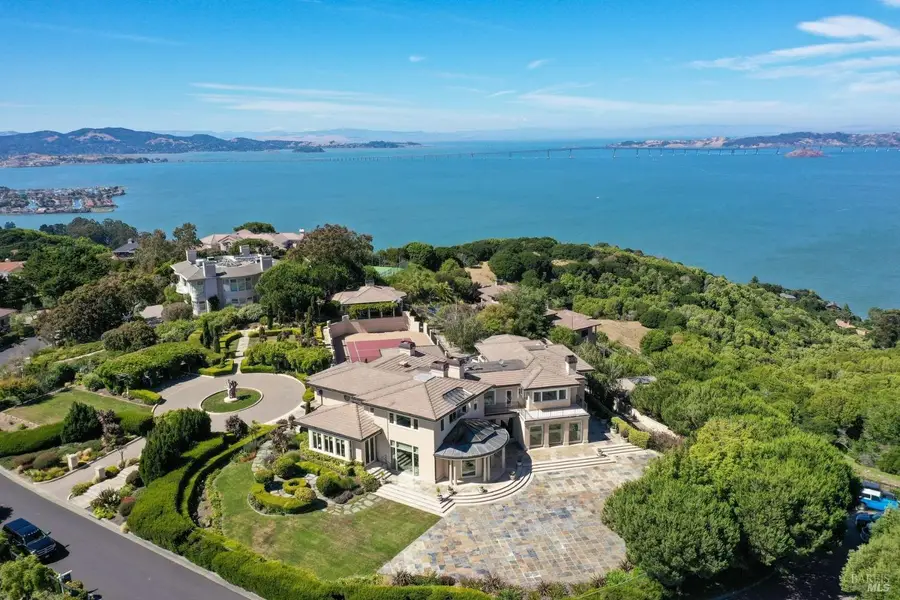 185 Gilmartin Drive, Tiburon, CA 94920 - Image #2