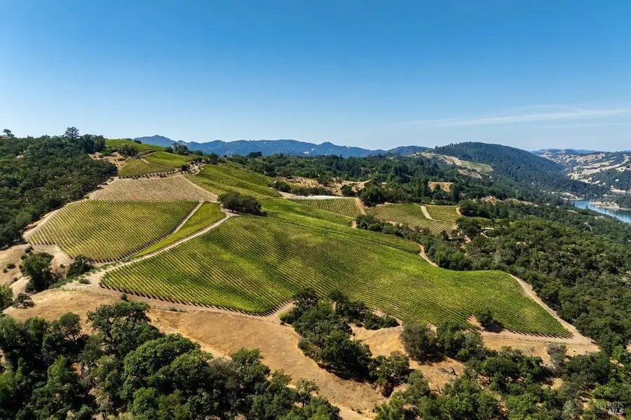 13700 Rockpile Road, Geyserville, CA 95441 - Image #2