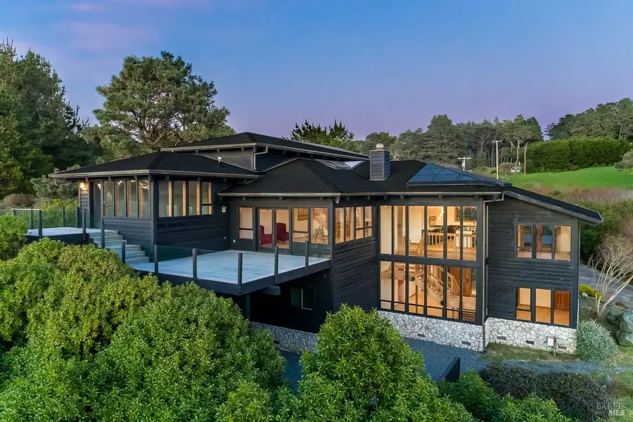 45460 Indian Shoals Road, Mendocino, CA 95460 - Image #2