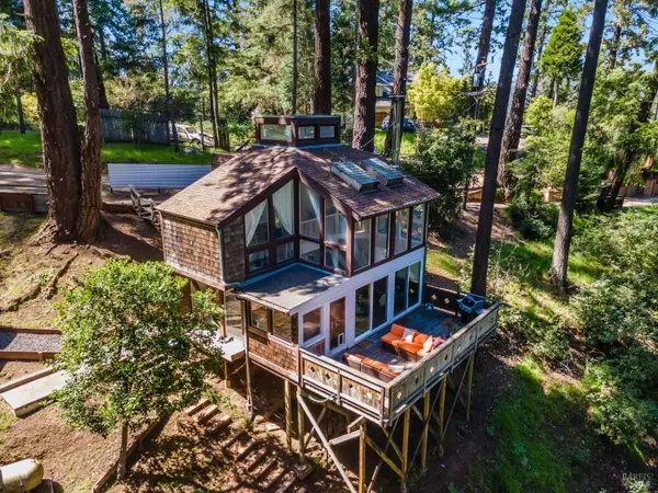 55 Sylvan Way, Woodacre, CA 94973