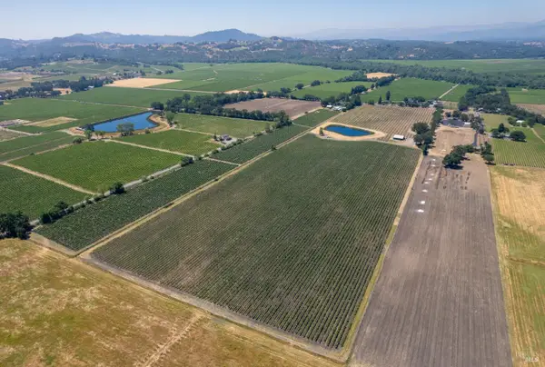 5744 Highway 128, Geyserville, CA 95441