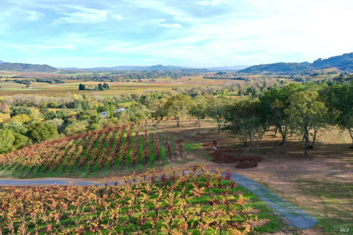 6225 W Dry Creek Road, Healdsburg, CA 95448 - Image #1