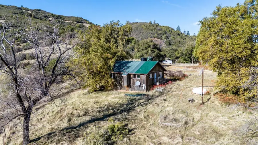 38340 Pine Mountain Road, Hopland, CA 95449 - Image #3