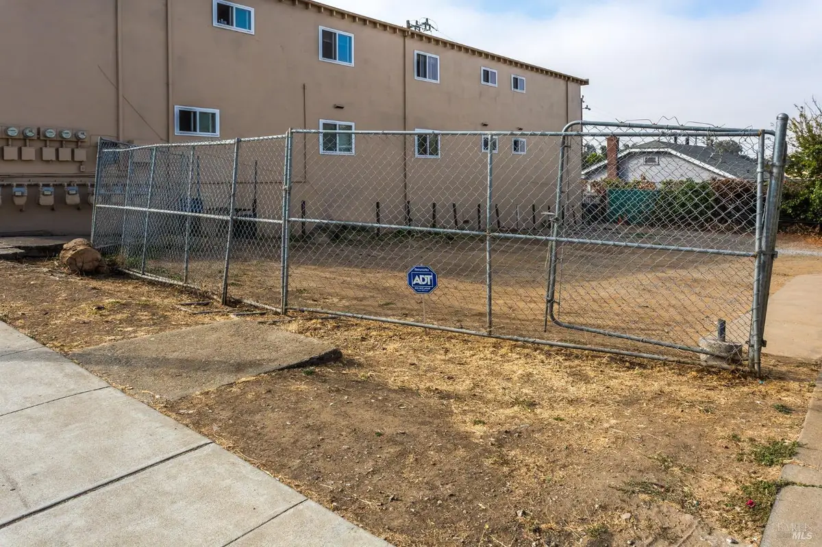 7931 Macarthur Boulevard, Oakland, CA 94603 - Image #1